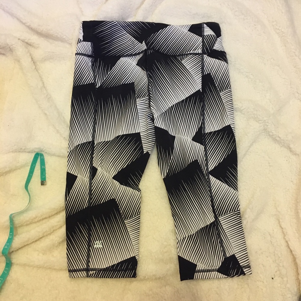 Size large Victoria’s Secret workout Capri